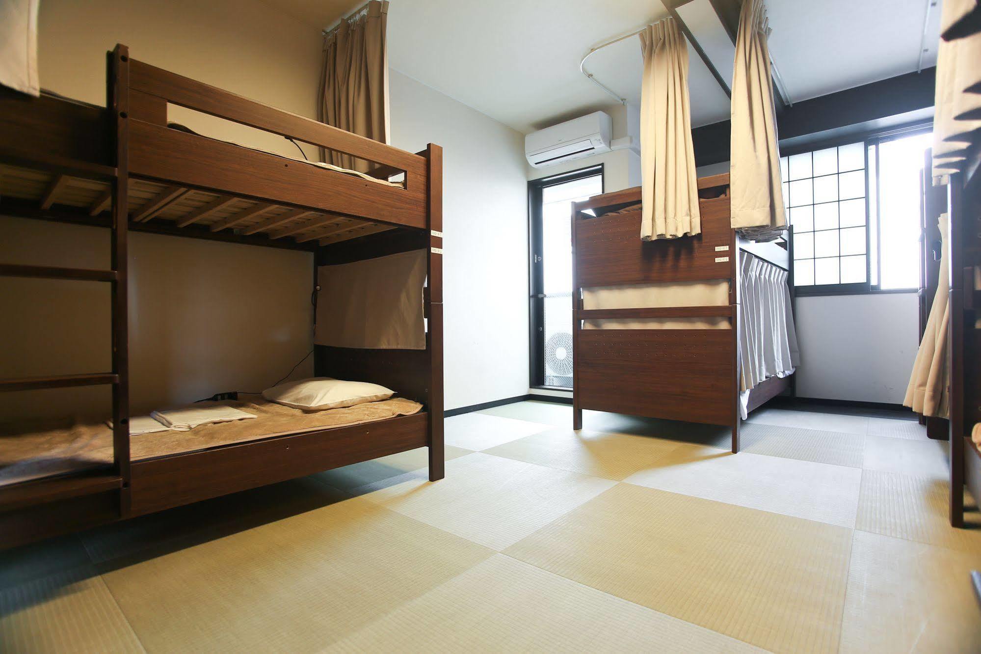 Space Hostel Токио Екстериор снимка