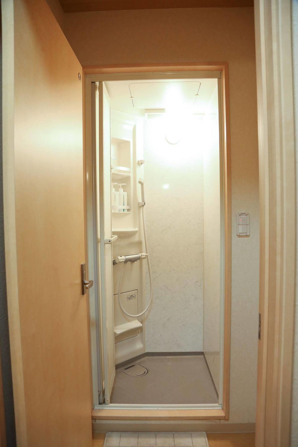 Space Hostel Токио Екстериор снимка