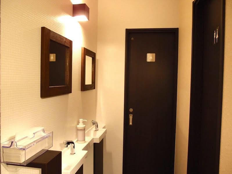 Space Hostel Токио Екстериор снимка